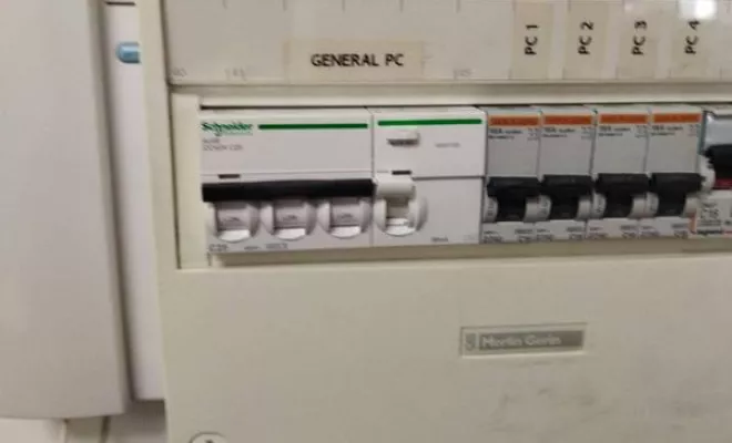 Installation électrique, Peyrolles-en-Provence, New Energie